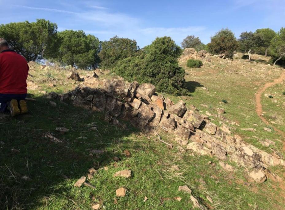 Mineralised seam outcrops from Zone Three